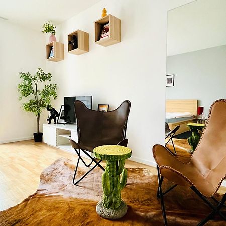 Bp-Est Cp Studio Budapest Exteriör bild