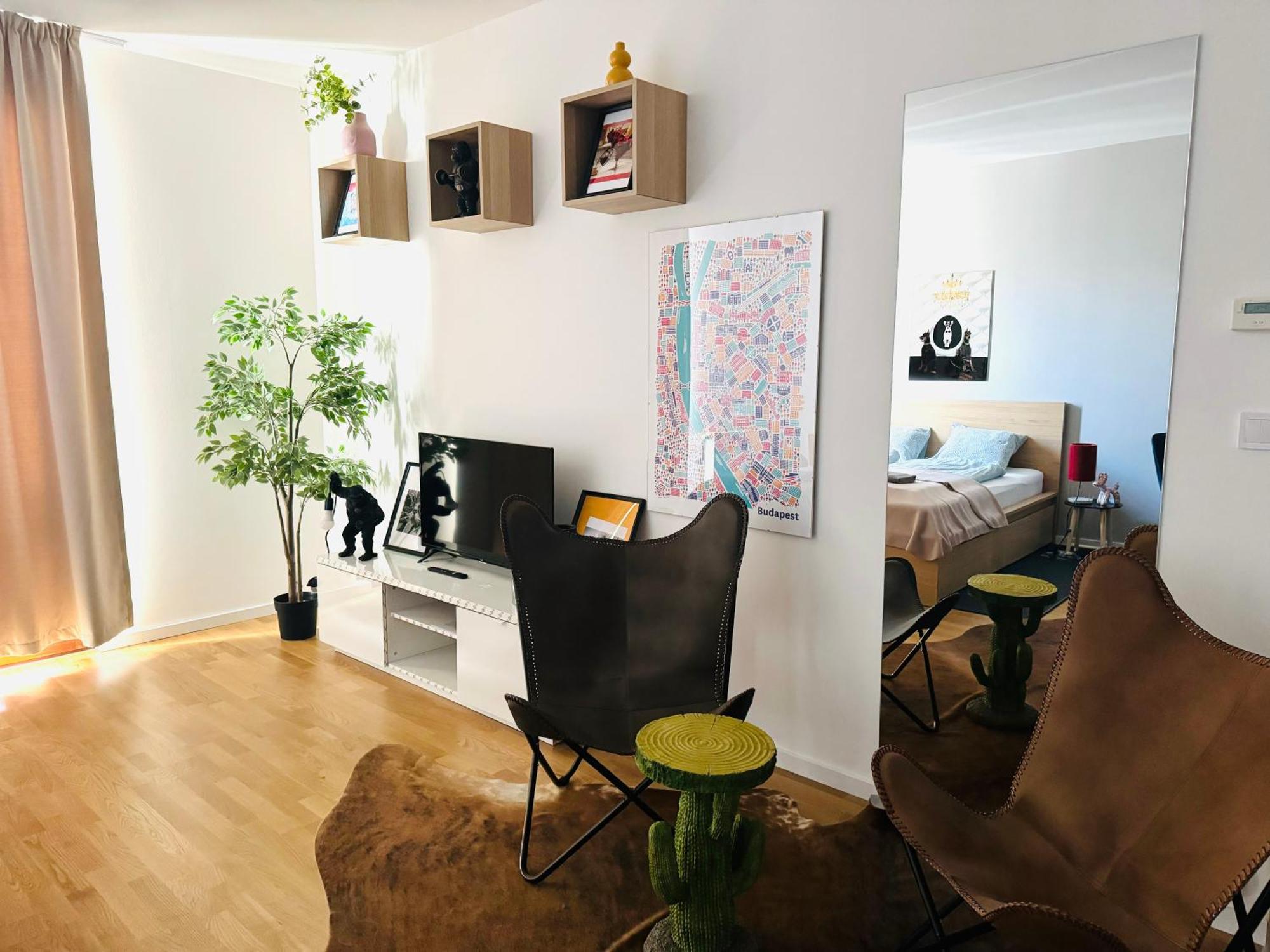 Bp-Est Cp Studio Budapest Exteriör bild